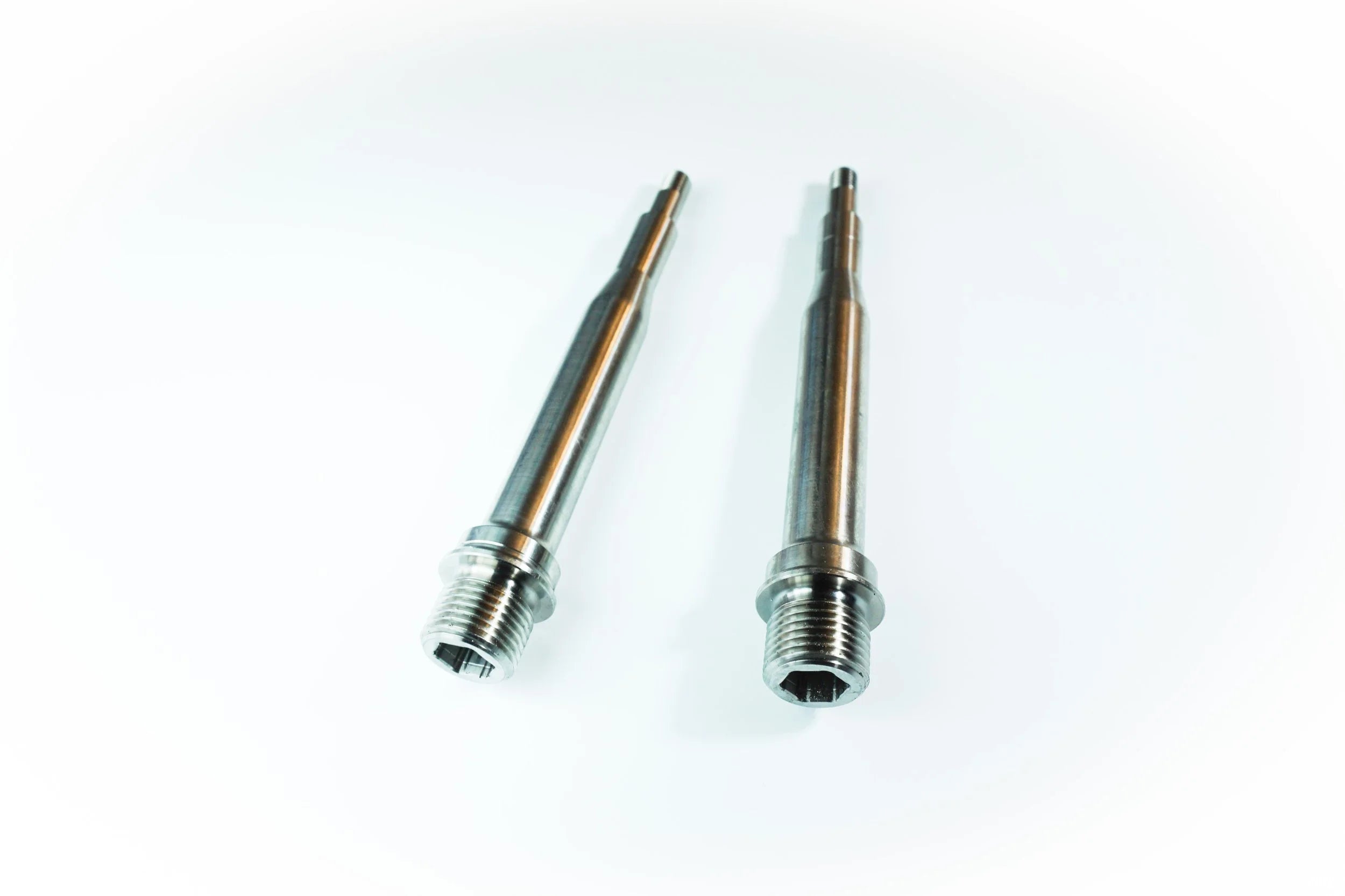 Crue Pedal Replacement Spindles - Titanium