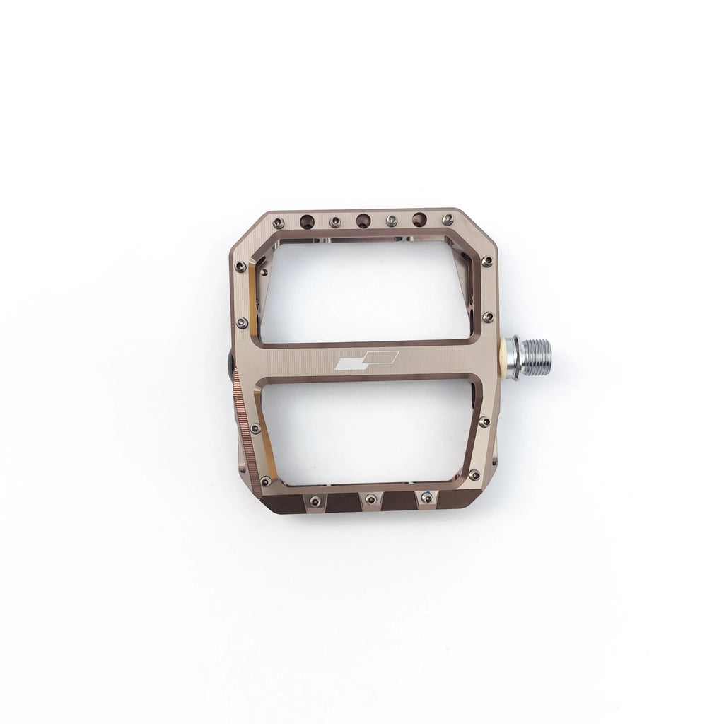 Crue Pedal - Titanium-Spindle